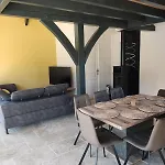 Les Combes Avec Piscine Chauffee * Proissans